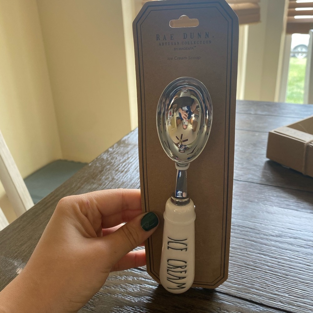Rae Dunn Ice Cream Scoop